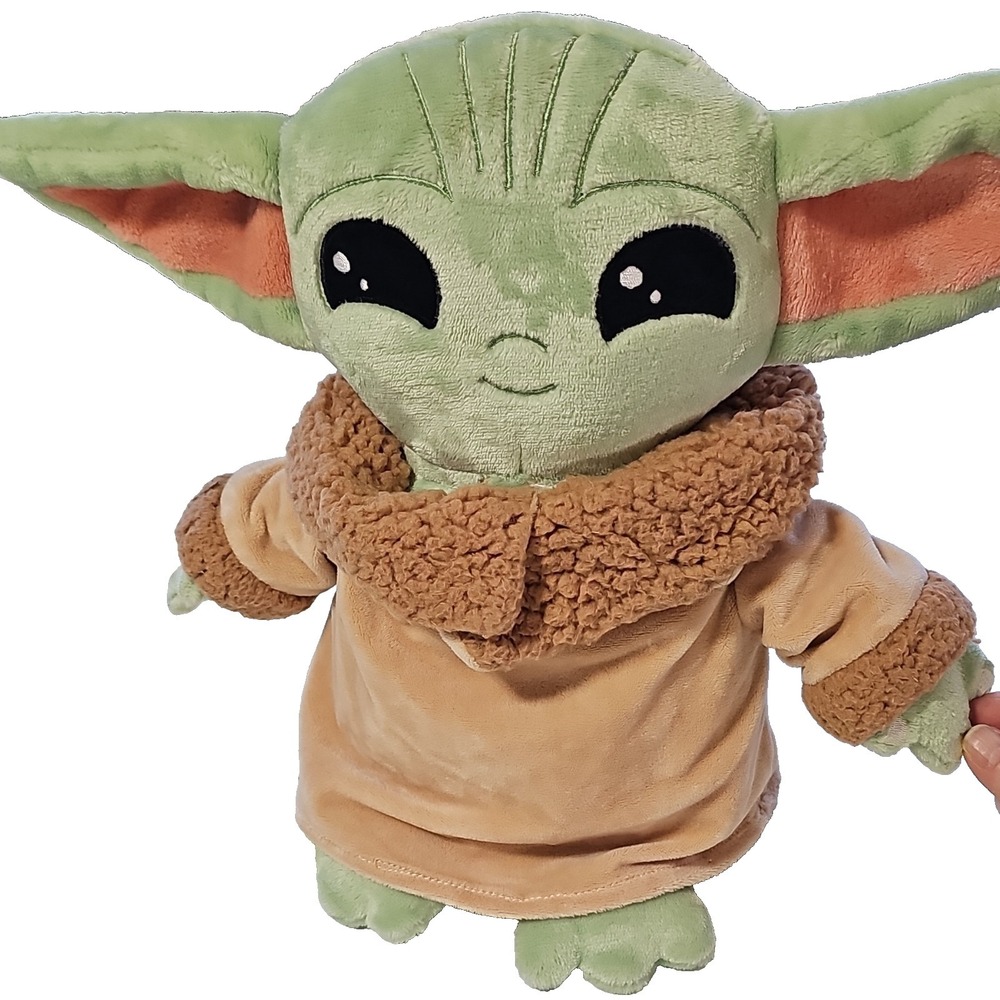 Star Wars The Mandalorian Grogu Baby Yoda Plush Toy Green Tan Science Fiction - Picture 2 of 3